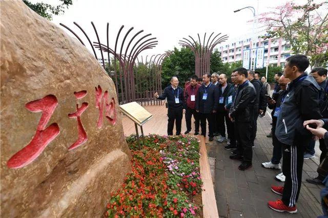 大師進校園，放飛技能夢——全國高技能領(lǐng)軍人才蒞臨我院參觀交流