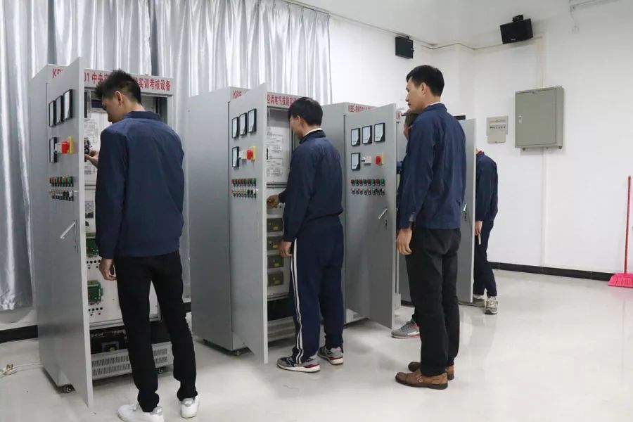 學在省電商丨不負最美校園，不負青春時光