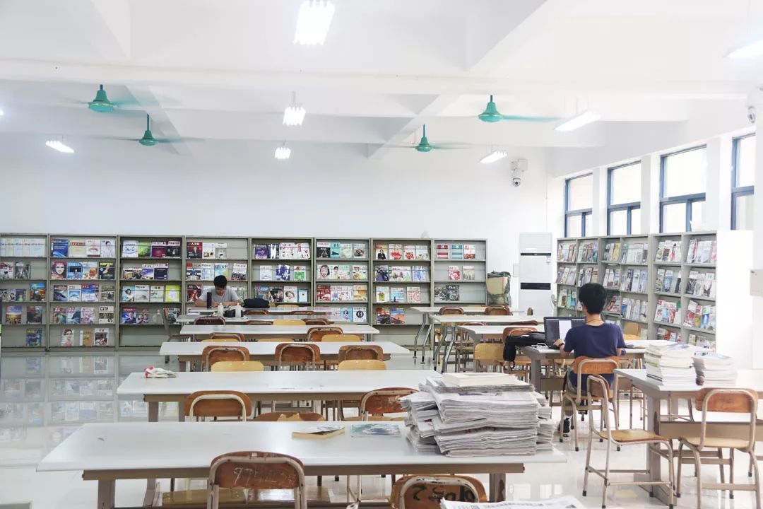 學在省電商丨不負最美校園，不負青春時光