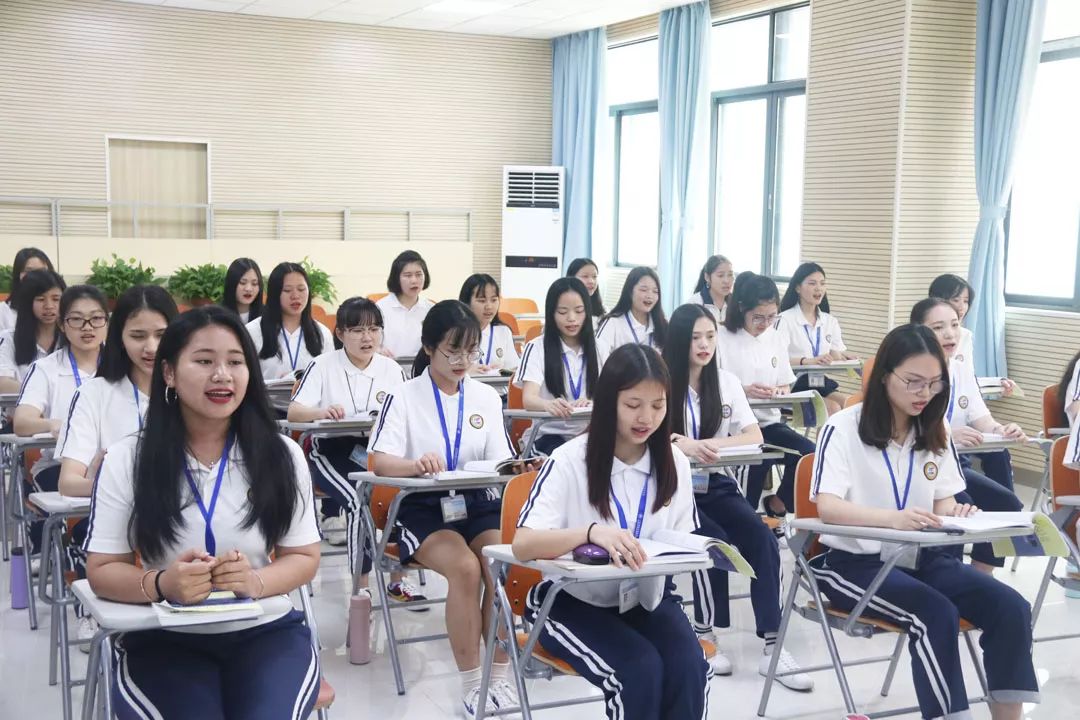 學在省電商丨不負最美校園，不負青春時光