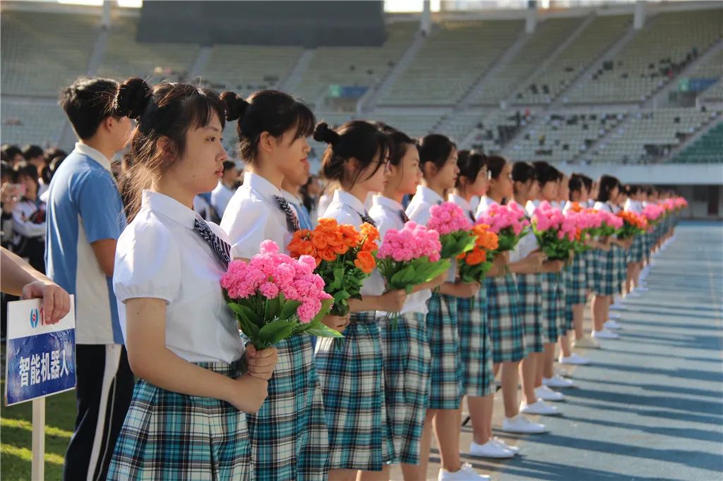 【2020福田高中巡禮⑥】華強(qiáng)職業(yè)技術(shù)學(xué)校:夢(mèng)想的開端，事業(yè)的起點(diǎn)！